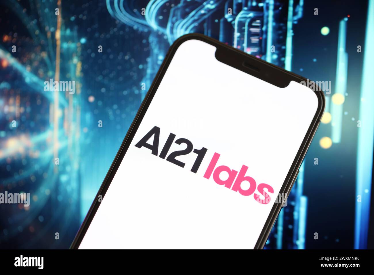 KIEW, UKRAINE - 17. MÄRZ 2024 AI21labs Logo auf dem iPhone Display mit Hintergrund der künstlichen Intelligenz futuristische Ai generierte Bild close u Stockfoto
