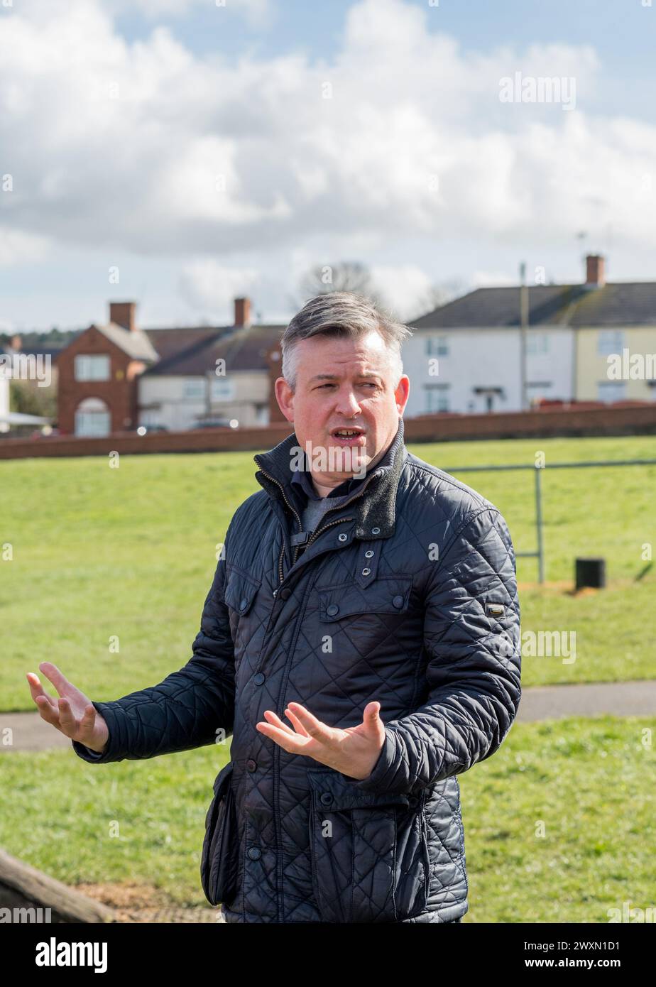 Jonathan Ashworth, der Schattenminister der Labour Party, hat in ashfield, Nottinghamshire, eine Kampagne gestartet. Stockfoto