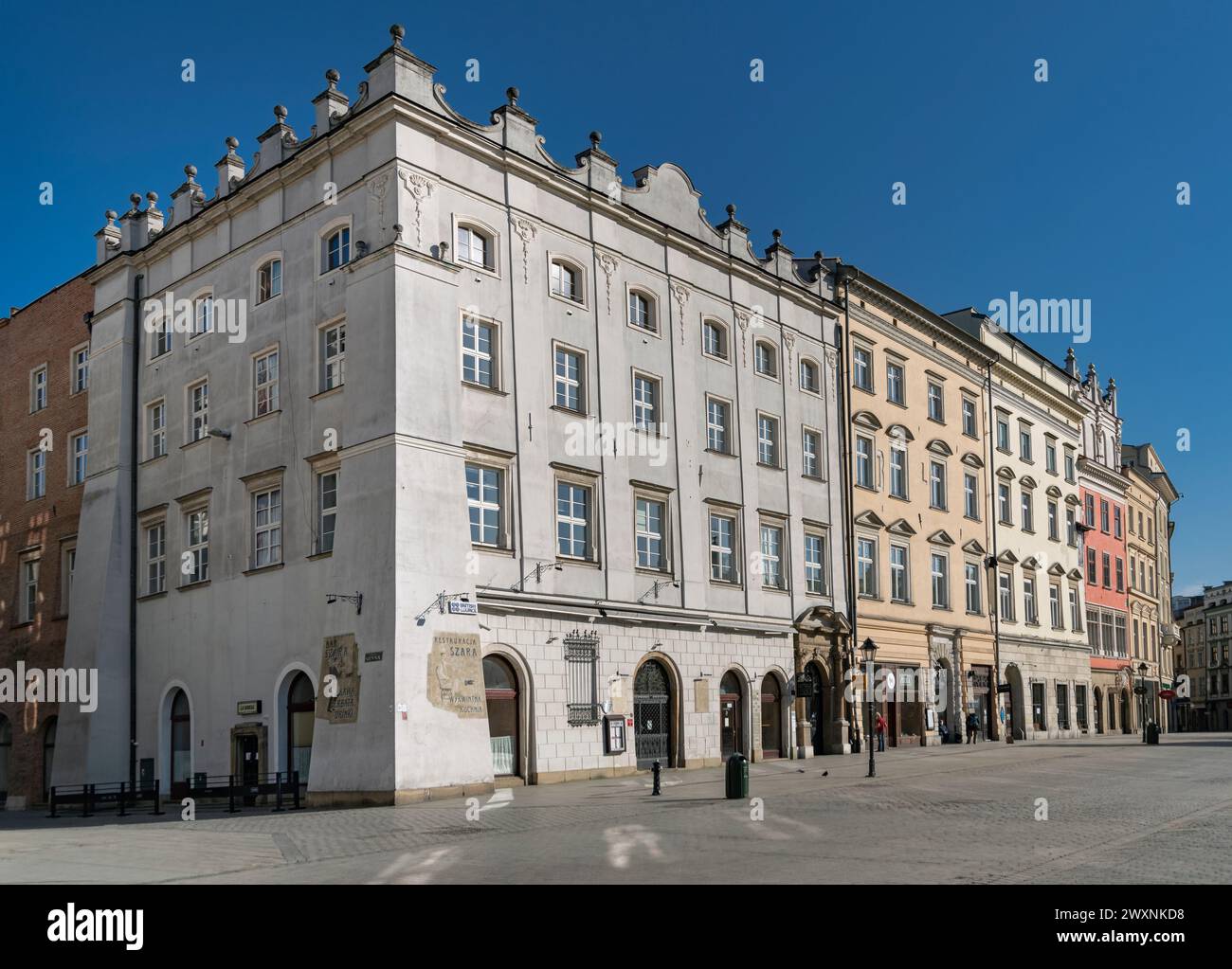 Graues Mietshaus, Szara, Hauptmarkt, Krakau, Polen Stockfoto