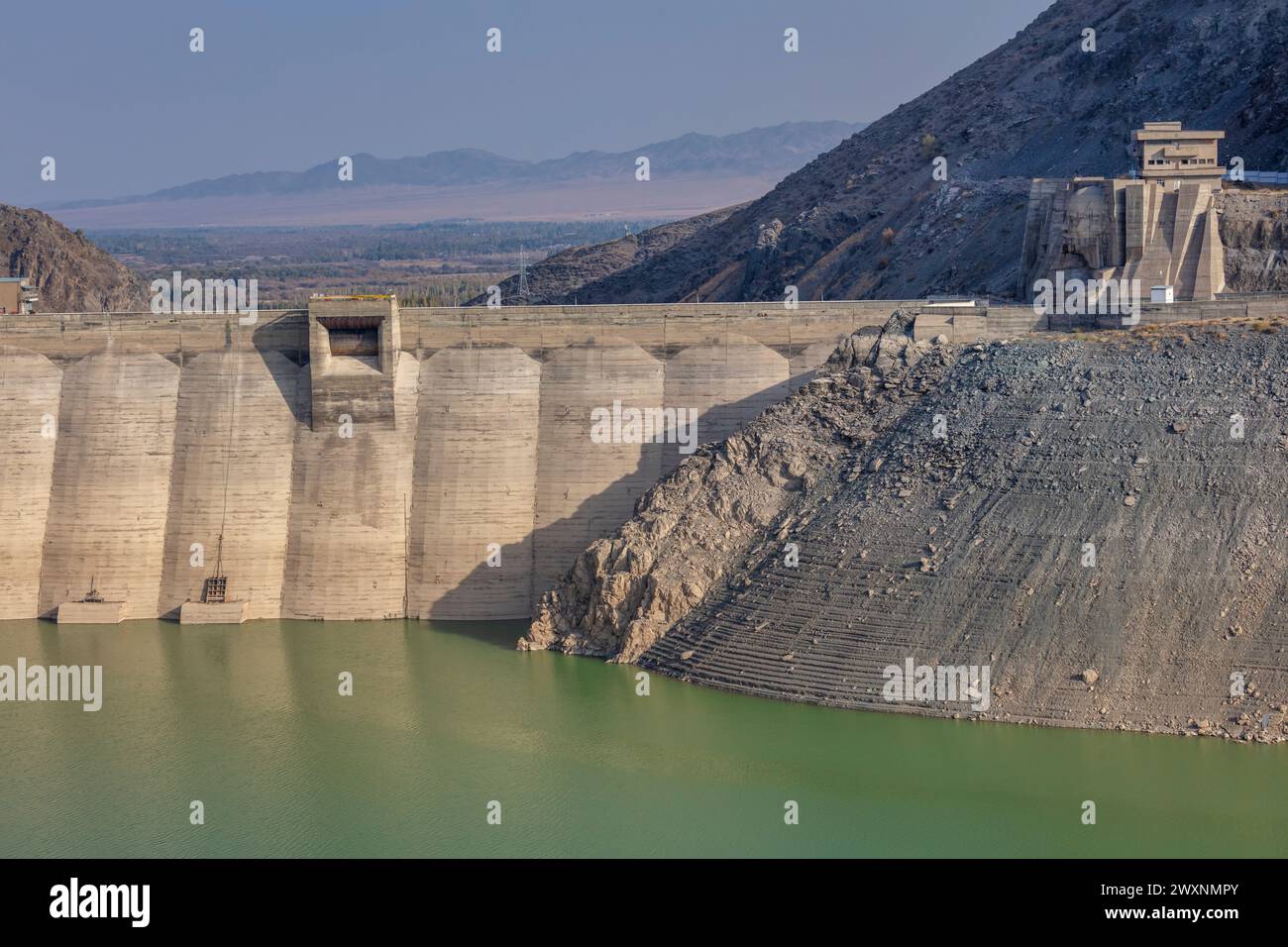 Denkmal für Wladimir Lenin, Kirow Reservoir, 1975, Region Talas, Kirgisistan Stockfoto