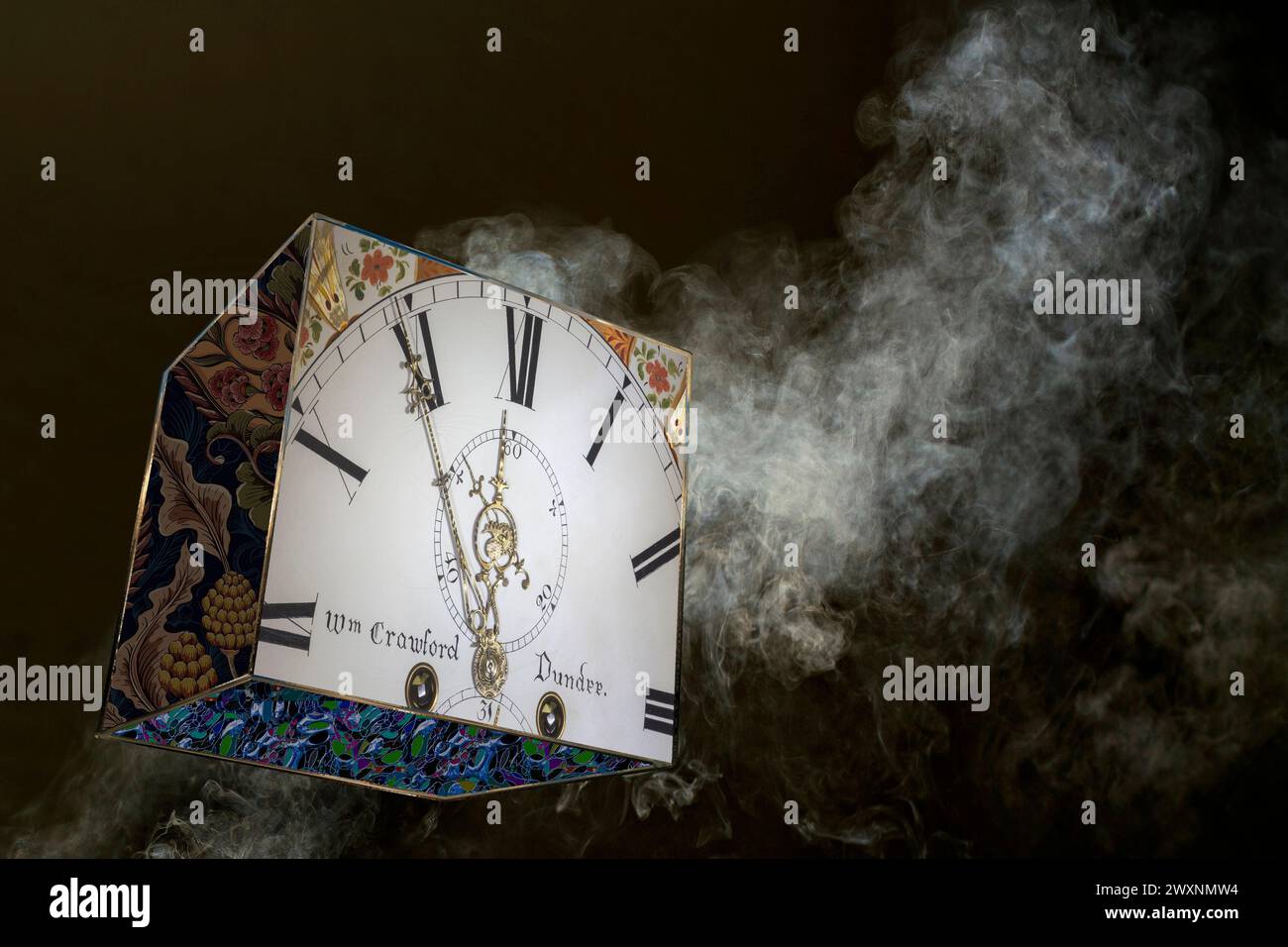 ZEITKONZEPT: "Die Zeitkapsel" von Edmund Nagele FRPS Stockfoto