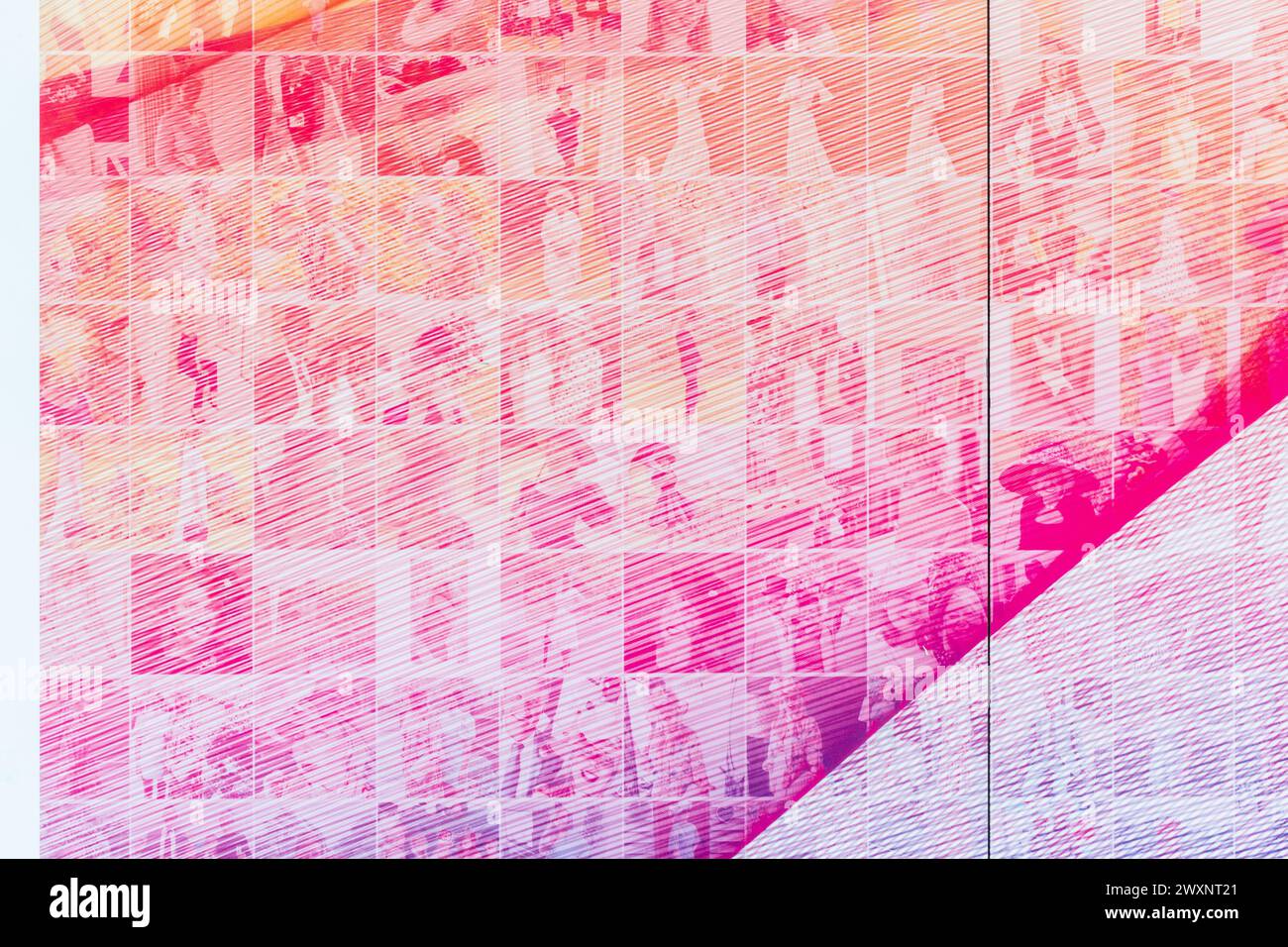 Riesige Regenbogenmontage von Völkerfotos aus dem Royal Ascot at Home Jahr während der covid-19-Pandemie 2020, Ascot Racecourse, Berkshire, England, Vereinigtes Königreich Stockfoto