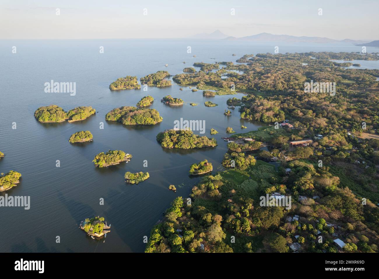 Wunderschöne Natur mit Inseln in Nicaragua aus der Vogelperspektive Stockfoto