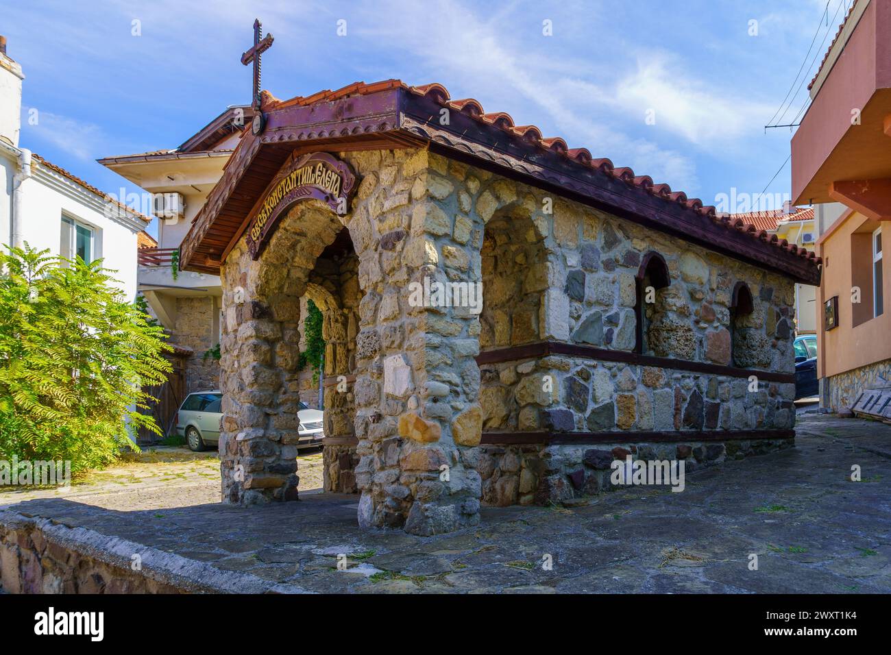 Blick auf den Heiligen Konstantin und die Elena-Kapelle in der Altstadt von Sozopol, Bulgarien Stockfoto