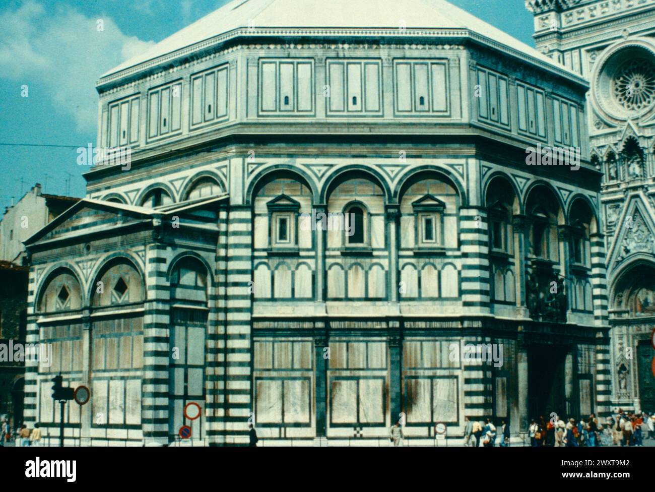 Das romanische Baptisterium der Kathedrale von Florenz, Italien 1980er Jahre Stockfoto