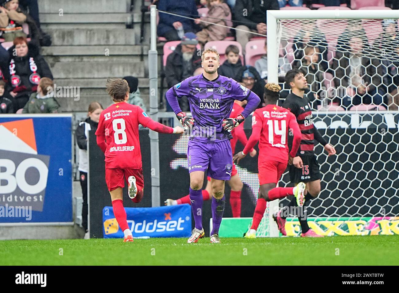 FC Midtjylland trifft am Montag, 1. April 2024 in Herning auf den FC Nordsjaelland in der Super League. FC Midtjylland moeder FC Nordsjaelland i Superligaen i Herning Mandag den 1. april 2024. Stockfoto