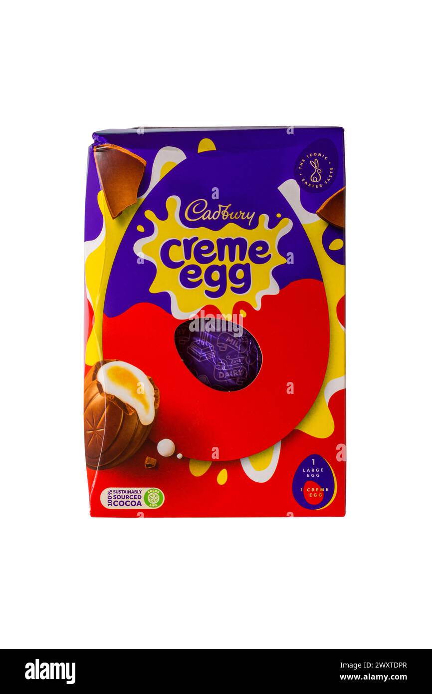 Cadbury Creme Egg Osterei in Box Verpackung isoliert auf weißem Hintergrund Stockfoto