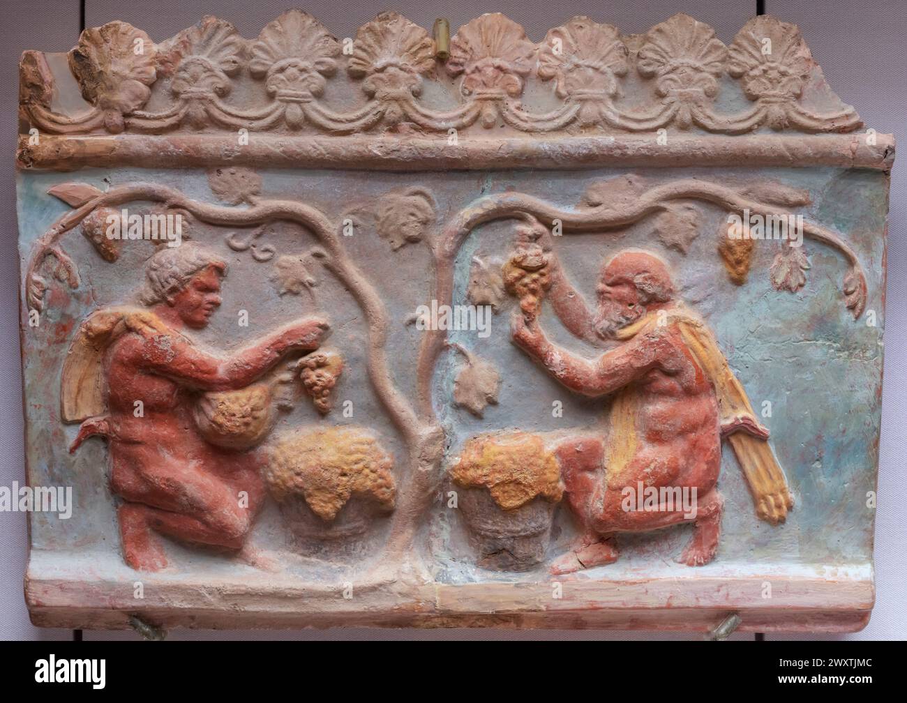 Weinlese- und Tramptraubenszene, Italien, Kampanien, 1. Jahrhundert, Puschkin Staatliches Museum der Schönen Künste, Moskau, Russland Stockfoto