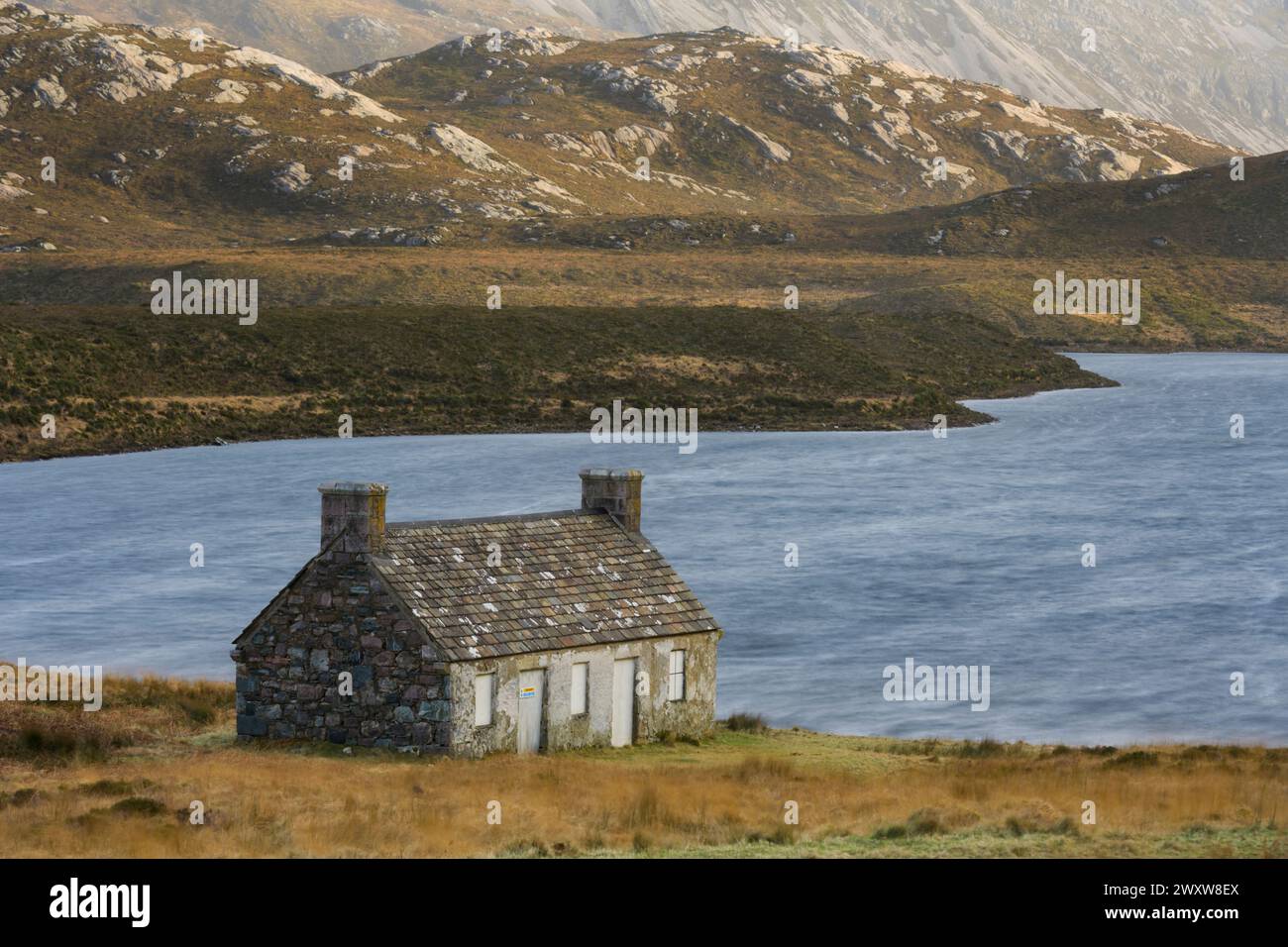 Bothy am westlichen Ende von Loch Stack, Sutherland, Schottland Stockfoto