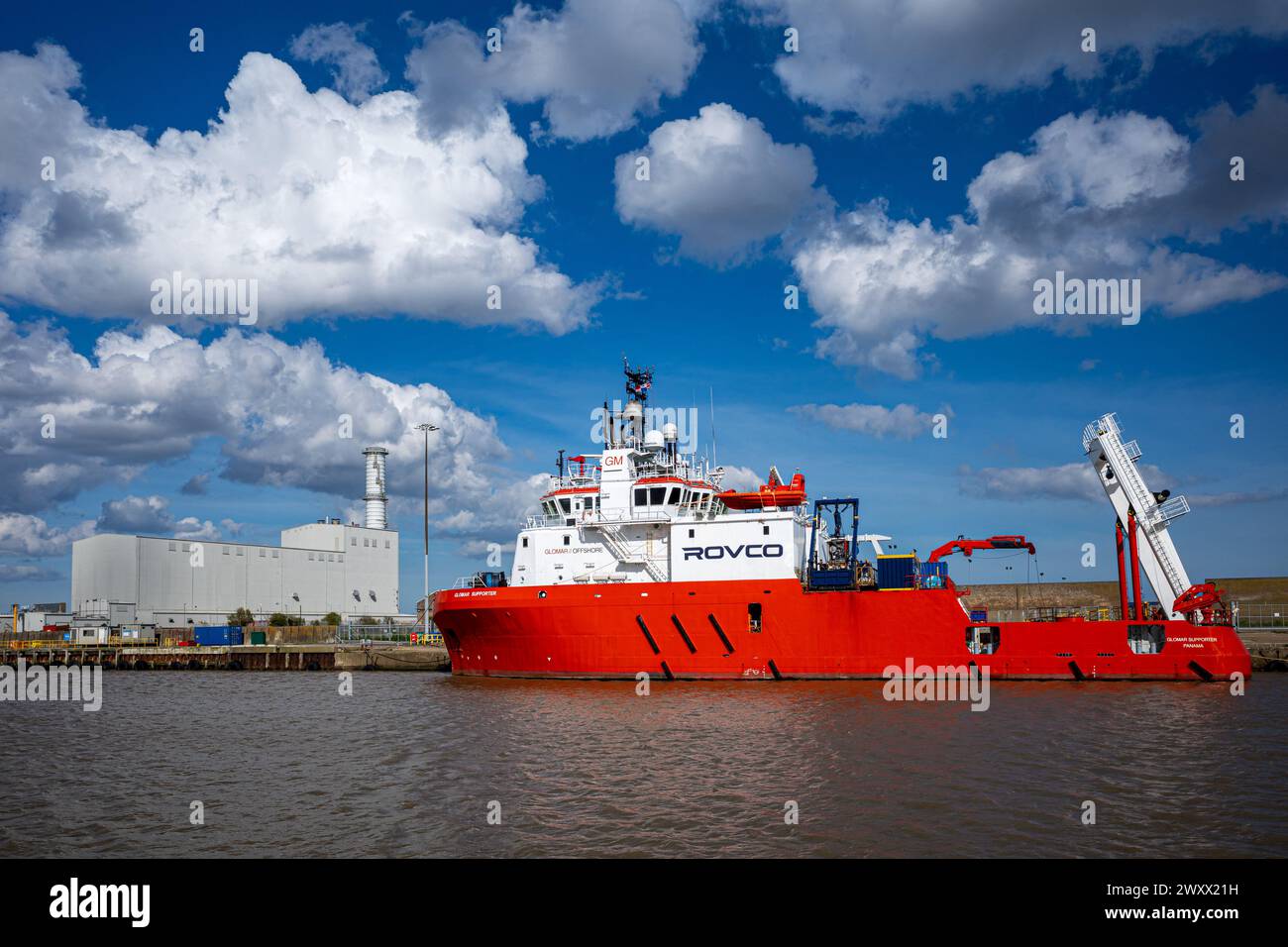 Das Kraftwerk Great Yarmouth wird von RWE betrieben. Great Yarmouth Power Station ist ein Gaskraftwerk mit kombiniertem Zyklus, das 2001 eröffnet wurde. Stockfoto