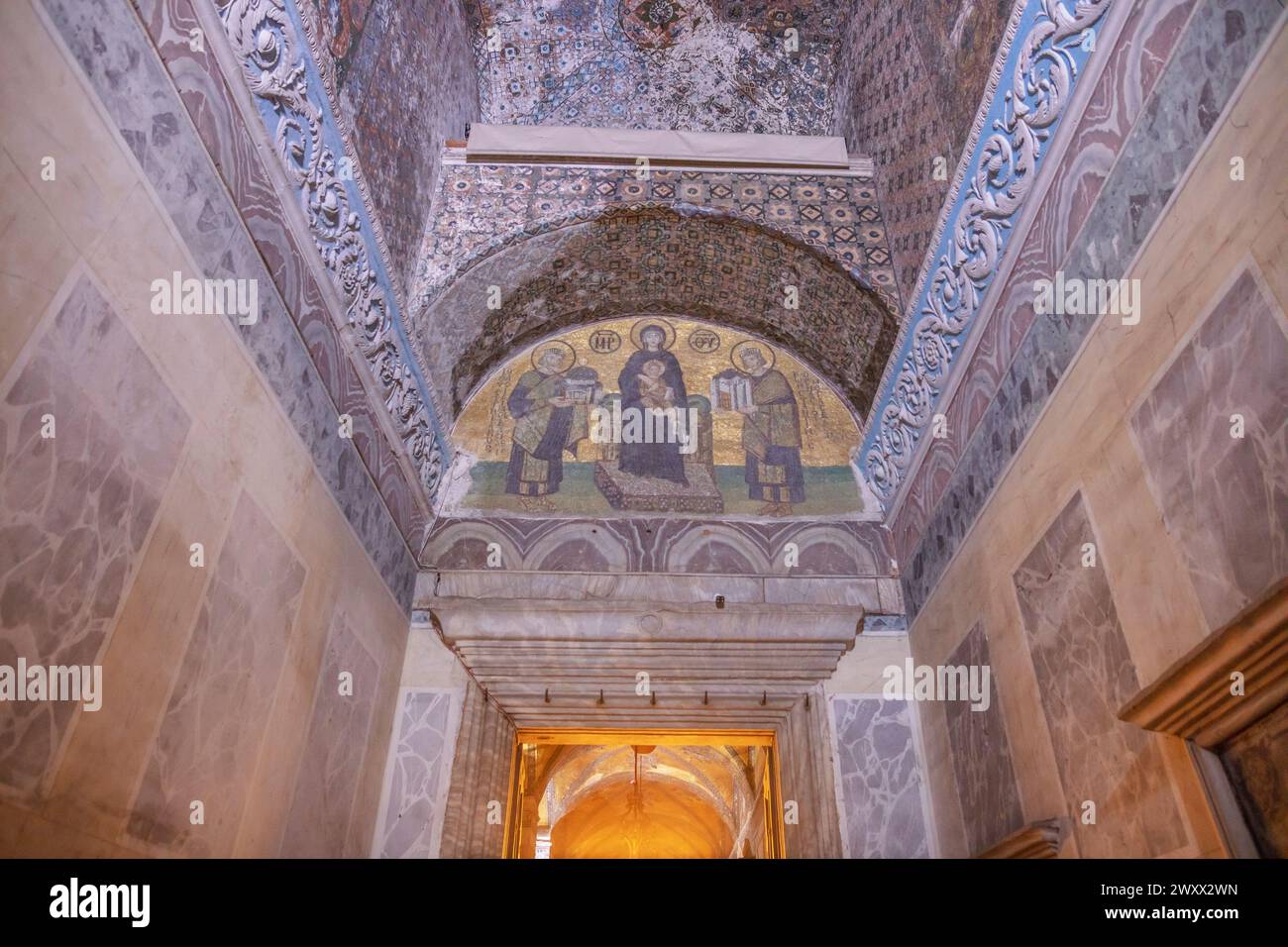 Mosaik im Inneren der Hagia Sophia, Ayasofya, Istanbul, Türkei Stockfoto