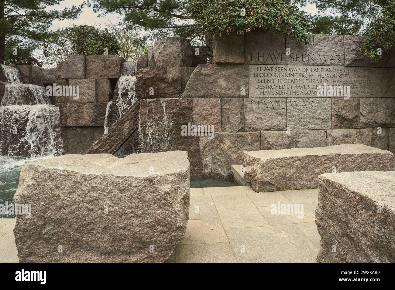 Washington DC - USA - 22. März 2024 war, einer der Gärten im Franklin Delano Roosevelt Memorial, animiert von Wasser, Stein und Skulpturen, dargestellt Stockfoto