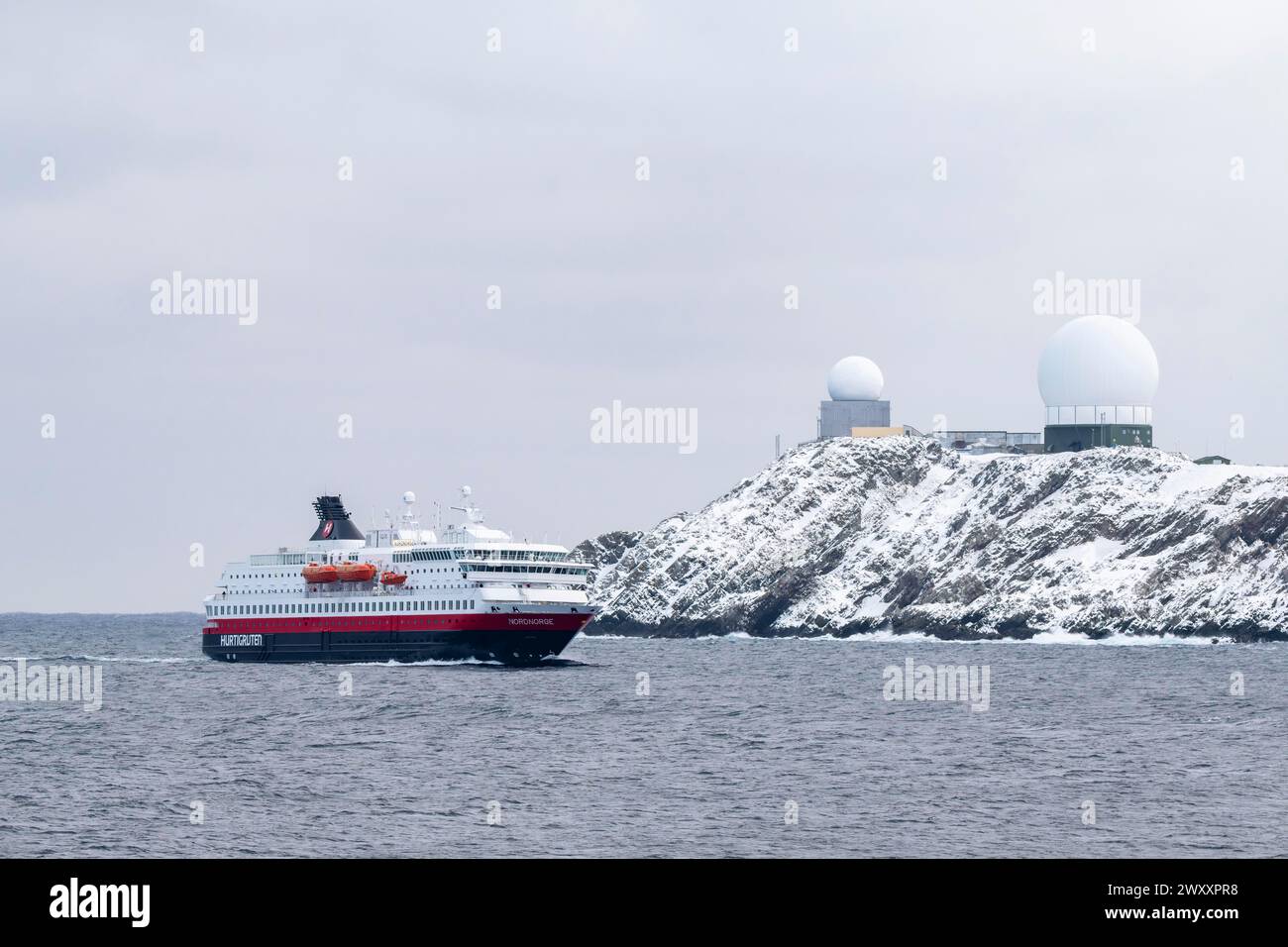 Hurtigruten-Schiff Nordnorge, Vardo, Varanger-Halbinsel, Troms og Finnmark, Norwegen Stockfoto