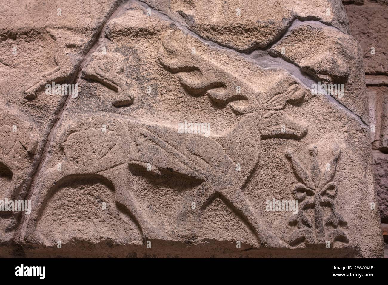 Relief mit Hirsch, 14. Jahrhundert v. Chr., Basalt, Alacahoyuk, Museum der Anatolischen Zivilisationen, Ankara, Türkei Stockfoto