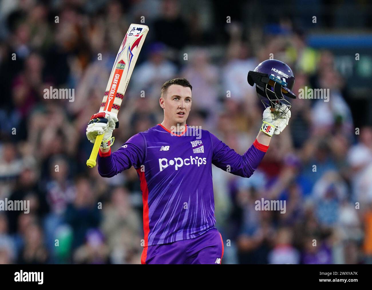 Aktenfoto vom 22.08.2023 von Harry Brook. Fans, die eine weitere miserable Kampagne für Yorkshire erwarten, haben zwei gute Gründe für Optimismus: Harry Brook und Joe Root. Nach dem Abschied von der IPL stehen zwei der besten Batter des Landes für jeweils fünf erstklassige Spiele in den ersten sieben Runden zur Verfügung, darunter vier gemeinsam. Ausgabedatum: Mittwoch, 3. April 2024. Stockfoto