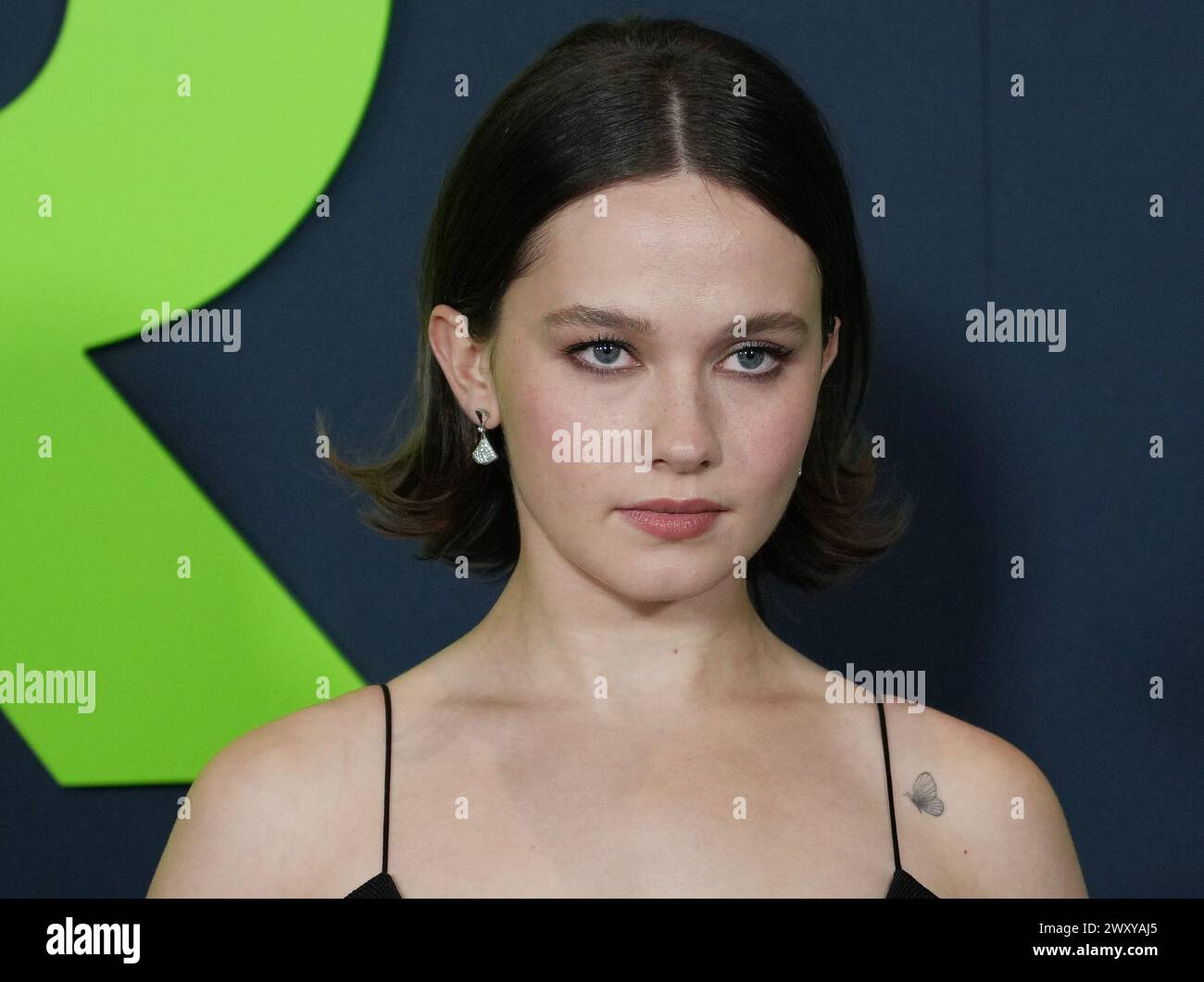 Los Angeles, USA. April 2024. Cailee Spaeny kommt am Dienstag, den 2. April 2024, zur Premiere der A24 in Los Angeles im Academy Museum of Motion Pictures in Los Angeles, KALIFORNIEN. (Foto: Sthanlee B. Mirador/SIPA USA) Credit: SIPA USA/Alamy Live News Stockfoto