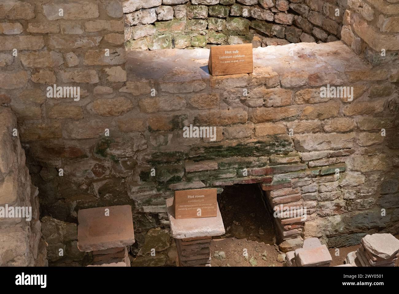 Der heiße Raum (Calidarium) und der Whirlpool (balneum calidum) im westlichen Badehaus Stockfoto