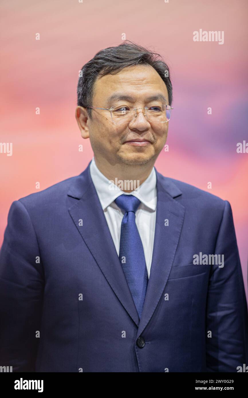 Wang Chuanfu, Gründer und Vorsitzender von BYD, bei der Pressekonferenz der BYD Auto Company Limited auf der Automesse IAA Mobility am 4. September 2023 in München. (Foto: Alexander Pohl/SIPA USA) Stockfoto