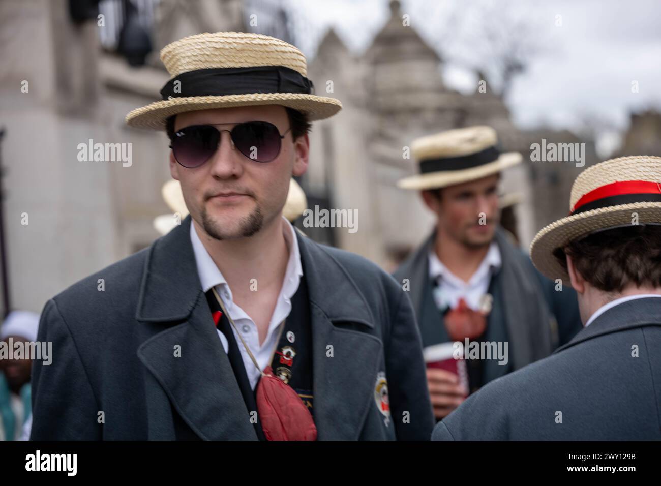 London, Großbritannien. April 2024. The Svæveru, Norwegian School of Economics Männerchor besucht London, um neue Songs aufzunehmen, und besucht die Sehenswürdigkeiten in London UK Credit: Ian Davidson/Alamy Live News Stockfoto