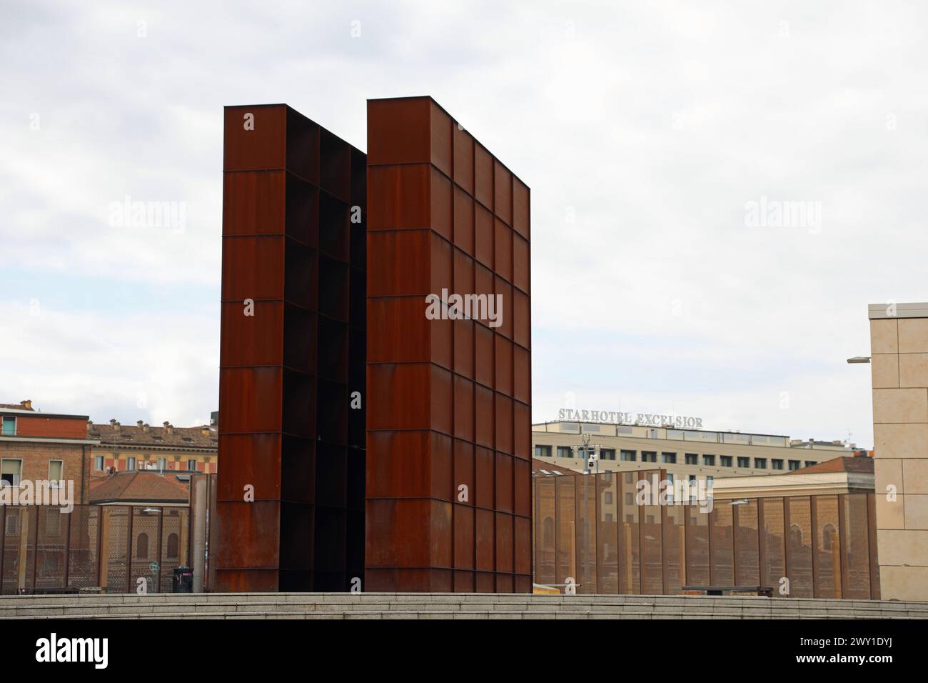 Denkmal für den Holocaust neben dem Bahnhof Bologna in Italien Stockfoto