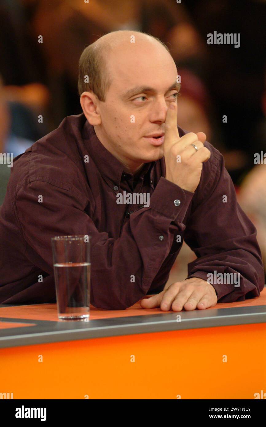 Genial daneben, deutsche Panel-Fernsehsendung Quizsendung, Deutschland 2003 mit dabei: Bernhard Hoëcker (Hoecker) Stockfoto