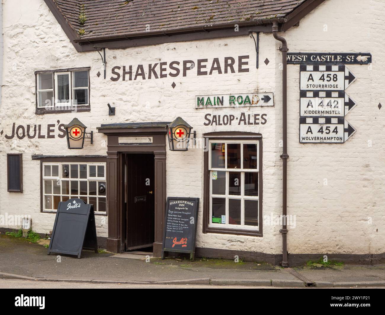 Das alte Coaching inn The Shakespeare in der Marktstadt Bridgnorth in Shropshire England ist heute ein Wirtshaus von Joules Stockfoto