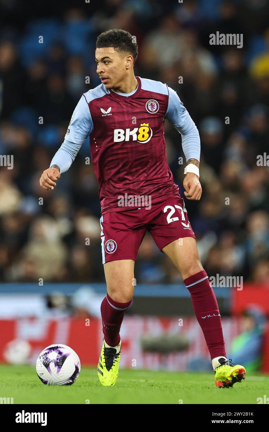Morgan Rogers von Aston Villa macht beim Premier League-Spiel Manchester City gegen Aston Villa ...