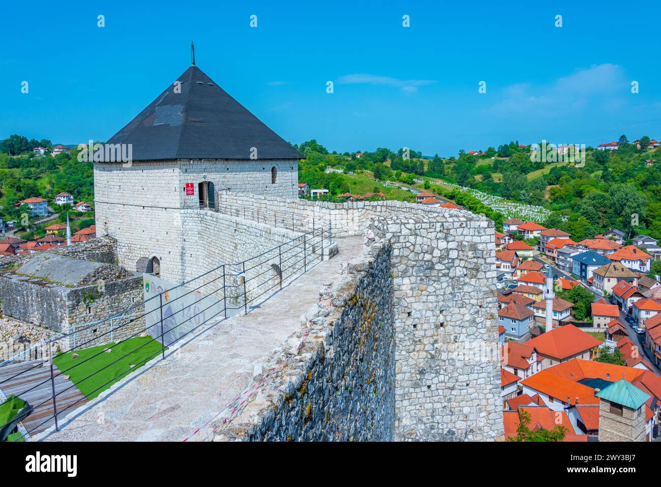 Blick auf das Schloss Tesanj in Bosnien und Herzegowina Stockfoto