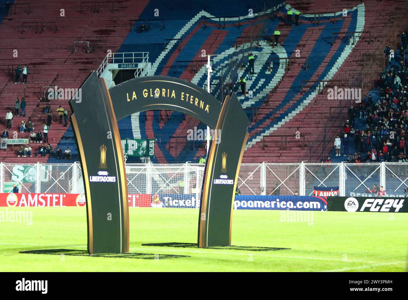 Buenos Aires, 03.04.2024: Vorschau auf das erste Spiel des CONMEBOL Libertadores Cup für Gruppe F im Pedro Bidegain Stadium ( Credit: Néstor J. Beremblum/Alamy Live News) Stockfoto