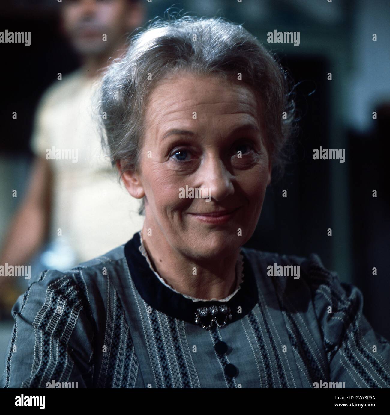 Heirat auf Befehl, Volkstheaterstück, Deutschland 1975, Regie: Kurt Wilhelm, Darsteller: Erni Singerl Stockfoto