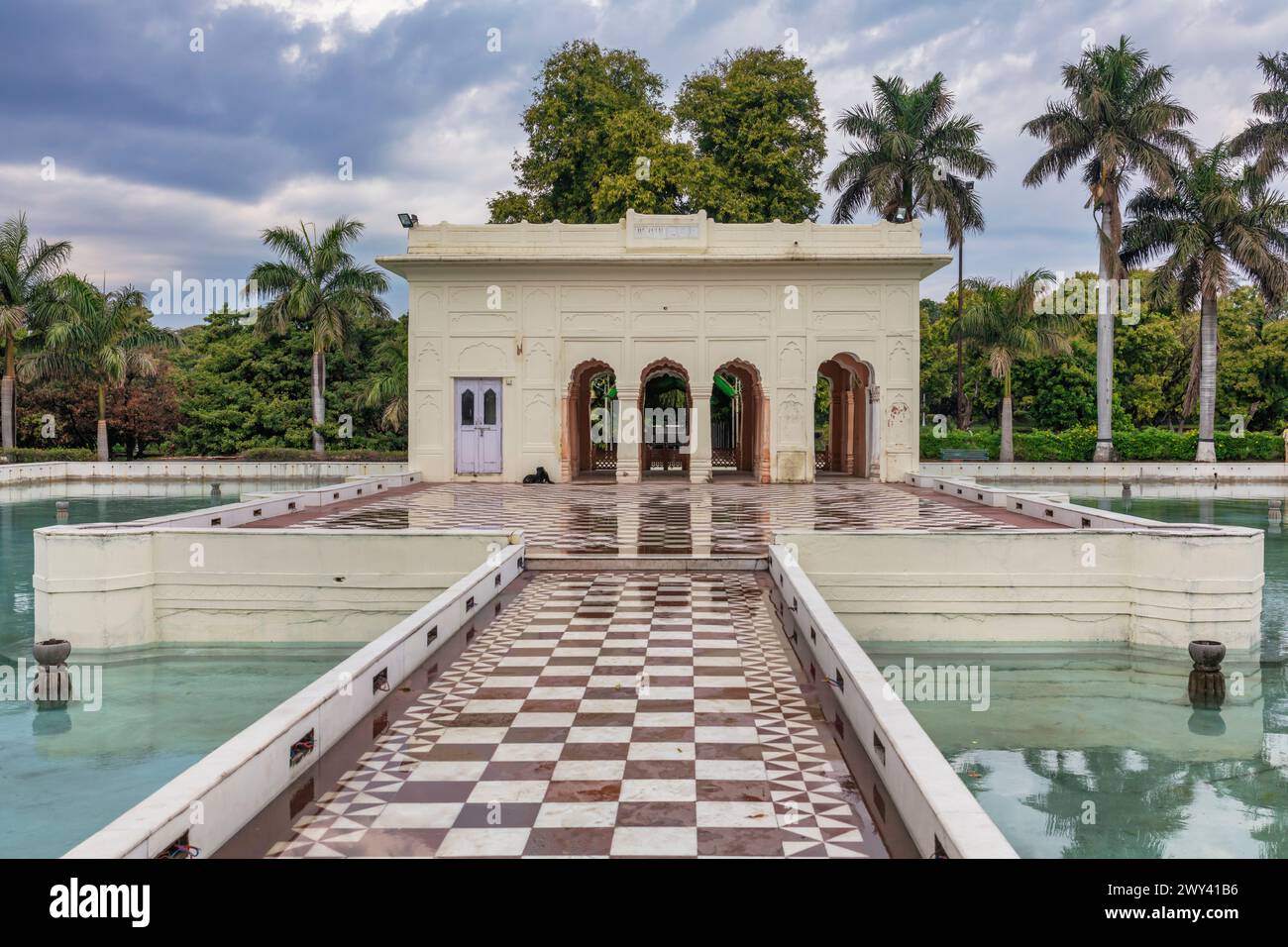 Jal Mahal, Yadavindra Gardens, Pinjore Gardens, Haryana, Indien Stockfoto