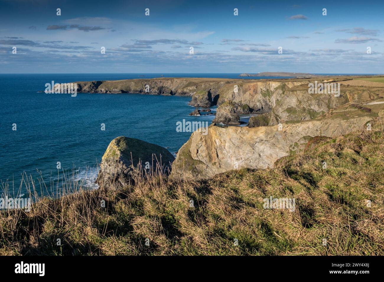 Die wilde dramatische Landschaft der North Cornwall Coast in England in Großbritannien. Stockfoto