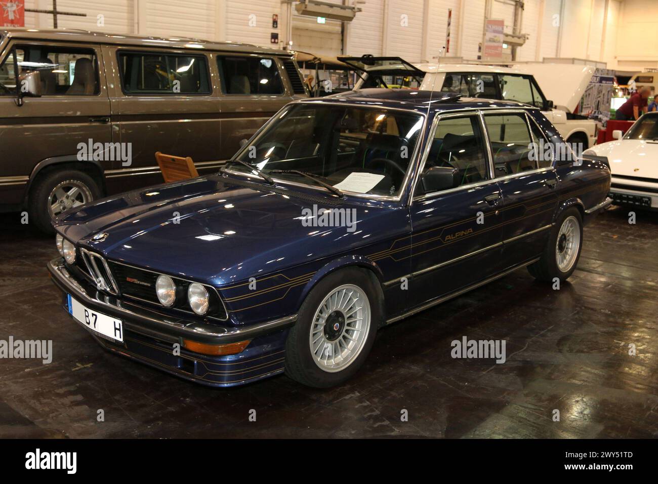 Alpina B7 S Turbo auf Basis BMW 5er E12, Baujahr 1982, 34. Techno Classica Essen 03. - 07.04.2024. Messe Essen, Siha, Oldtimer / klassische Autos / Autoausstellung, Oldtimermesse, Essen D. *** Alpina B7 S Turbo basierend auf BMW 5er E12, Baujahr 1982 , 34 Techno Classica Essen 03 07 04 2024 Messe Essen, Siha, Oldtimer Oldtimer-Ausstellung, Oldtimer-Messe, Essen D Stockfoto