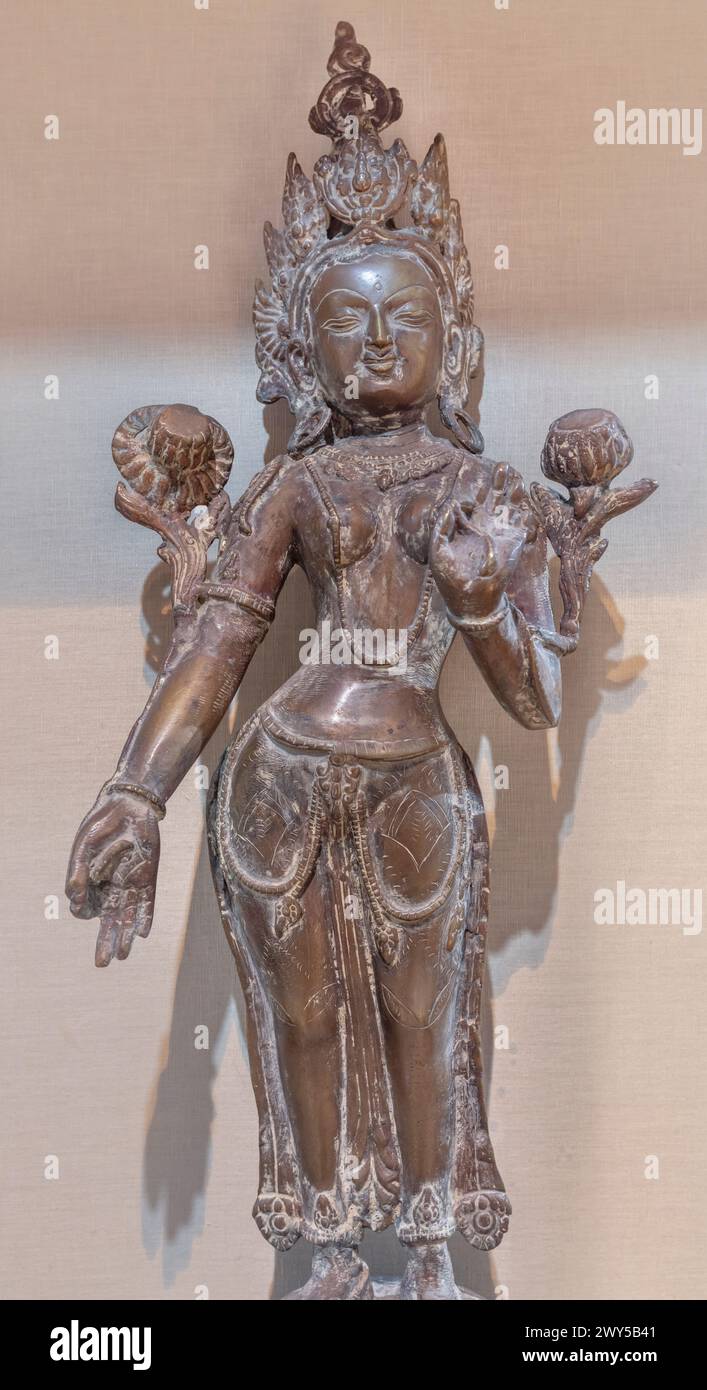 Buddhistische Gottheit, 9. Jahrhundert, Bronze, Sri Pratap Singh Museum, Srinagar, Kaschmir, Indien Stockfoto