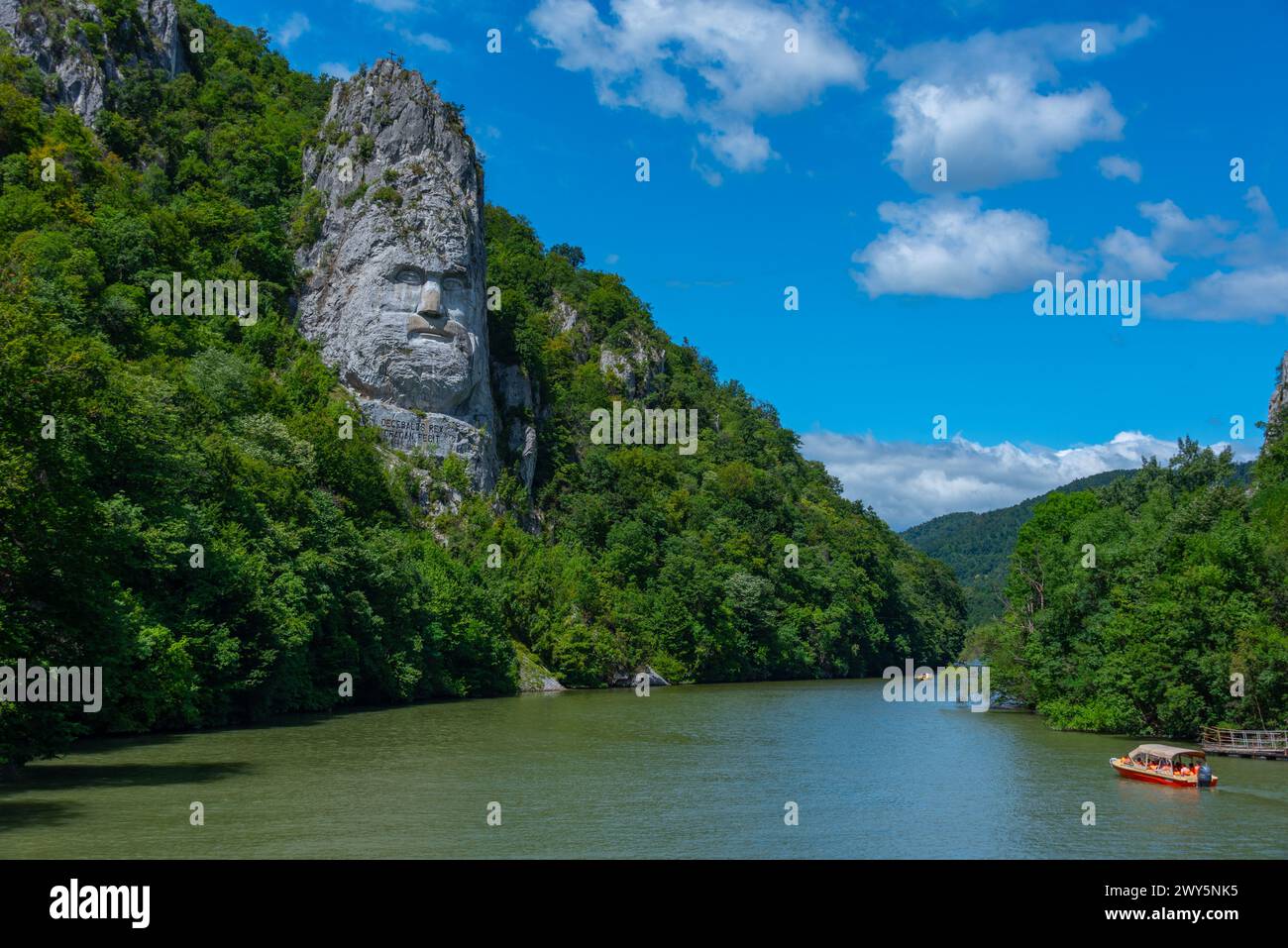 Felsskulptur des Decebalus im Iron Gates Nationalpark in Rumänien Stockfoto