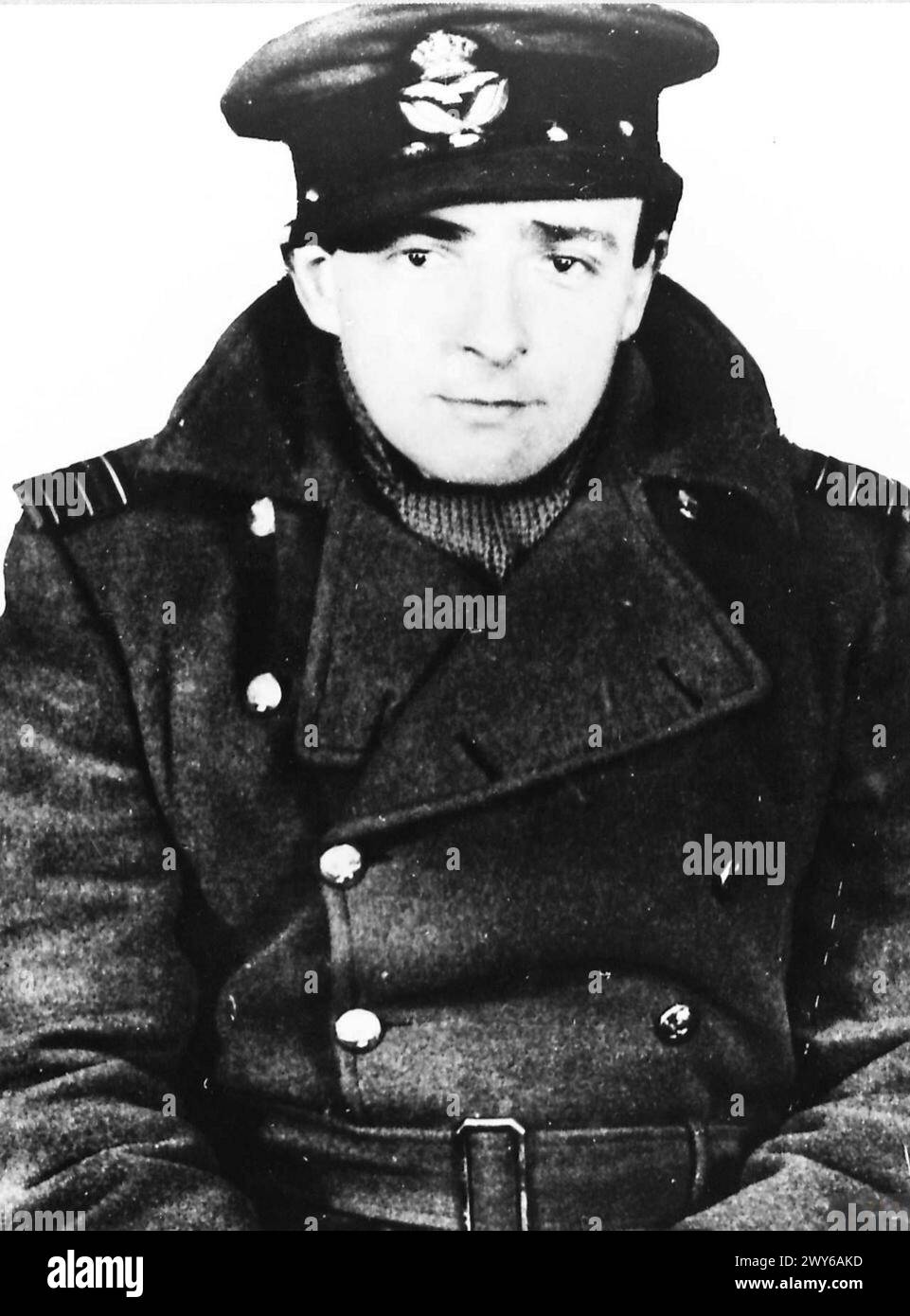 Die Royal Air Force (RAF) spielte eine entscheidende Rolle bei der Verteidigung des Vereinigten Königreichs während des Zweiten Weltkriegs, insbesondere während der Schlacht um Großbritannien von Juli bis Oktober 1940. Die RAF wehrte große Angriffe der deutschen Luftwaffe erfolgreich ab und war damit der erste große militärische Feldzug, der ausschließlich von Luftstreitkräften durchgeführt wurde. Dieser Sieg verzögerte und verzögerte die Operation Seelöwen, Deutschlands geplante Invasion Großbritanniens. Stockfoto