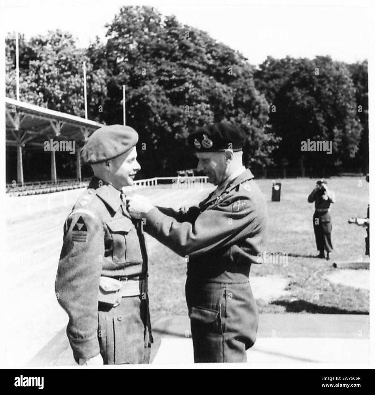 Oberstleutnant R.C. Macdonald vom 2. Bataillon, Royal Warwickshire Regiment, verlieh dem Distinguished Service Order eine Anwaltschaft für den Militärdienst. Stockfoto