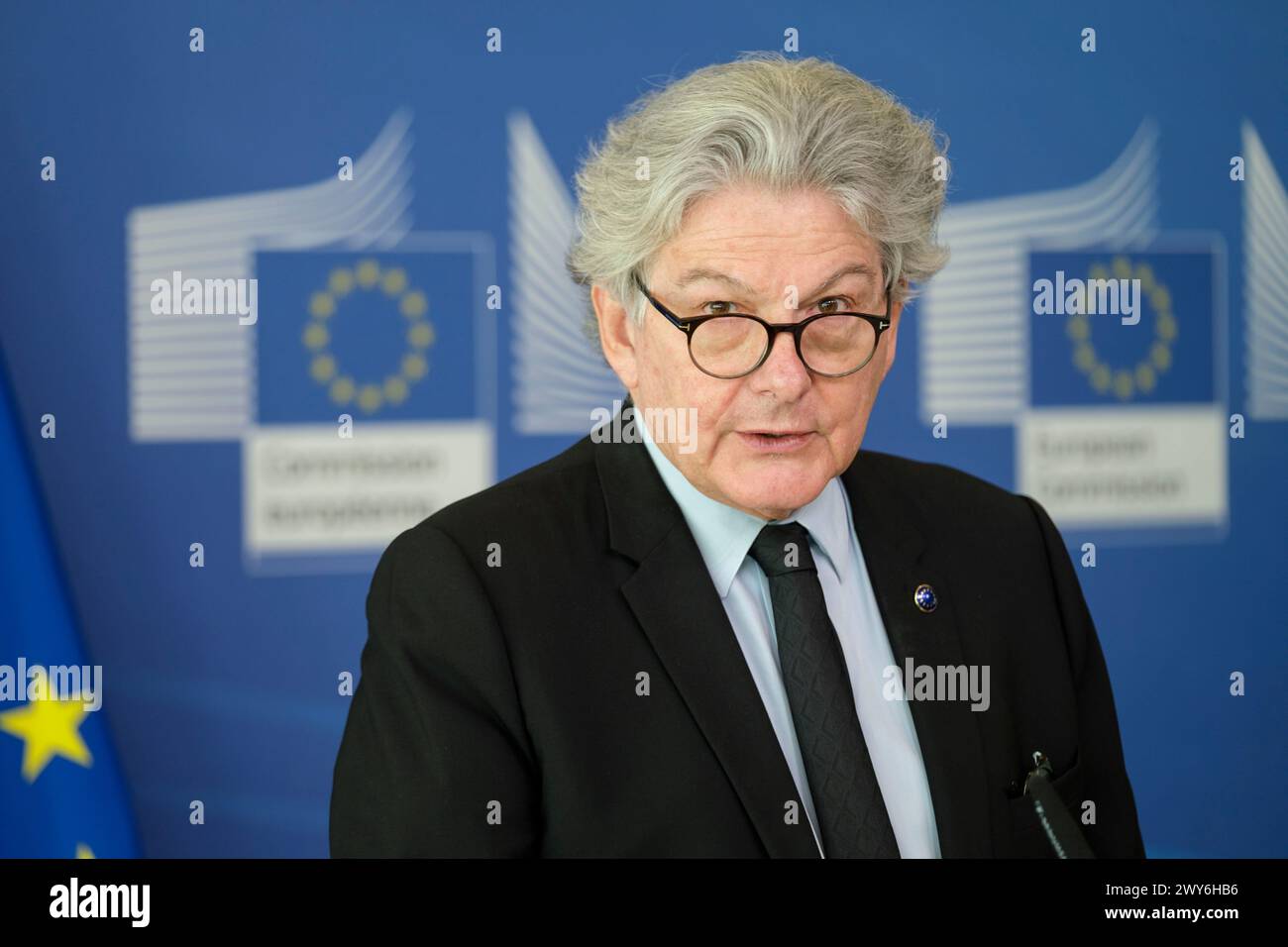Belgien, Brüssel, am 15. Juni 2023: Thierry Breton, EU-Kommissar für Binnenmarkt, auf einer Pressekonferenz zum Thema Cybersicherheit. Th Stockfoto