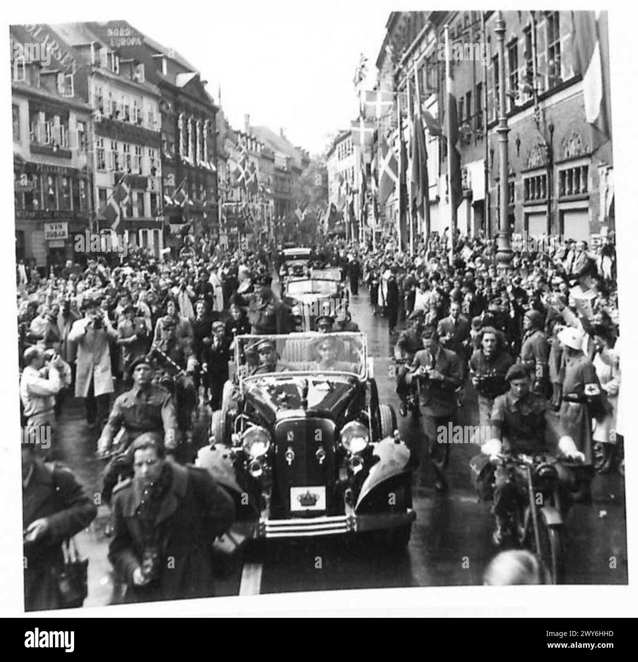 KOPENHAGEN - Feldmarschall Montgomery fährt durch die Straßen der Stadt. Britische Armee, 21. Armeegruppe Stockfoto