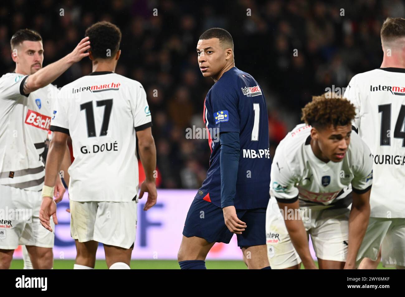 Paris, Frankreich. April 2024. Julien Mattia/Le Pictorium - PSG - Stade Rennais - Halbfinale des französischen Pokals - 03/04/2024 - Frankreich/Ile-de-France (Region)/Paris - Kylian Mbappe beim Halbfinale des französischen Pokals zwischen PSG und Stade Rennais im Parc des Princes, 03. April 2024 Credit: LE PICTORIUM/Alamy Live News Stockfoto