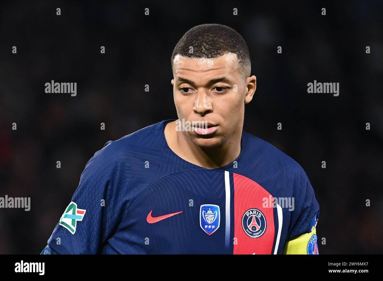 Paris, Frankreich. April 2024. © Julien Mattia/Le Pictorium/MAXPPP - Paris 03/04/2024 Julien Mattia/Le Pictorium - 03/04/2024 - France/Ile-de-France/Paris - Kylian Mbappe lors de la Demi Finale de la Coupe de france, entre la PSG et le Stade Rennais au Parc des Princes, le 03 Avril 2024 - Valeurs ACtuelles out, no jdd, jdd out, #norussia/03/04/2024 - France/Ile-de-France (Region)/Paris - Kylian Mbappe beim Halbfinale des französischen Pokalpokals zwischen PSG und Stade Rennais im Parc des Princes, 03. April 2024 Credit: MAXPPP/Alamy Live News Stockfoto