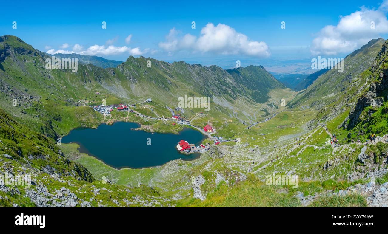 Transfagarasan Straße und balea See an einem sonnigen Tag im Sommer, Rumänien Stockfoto