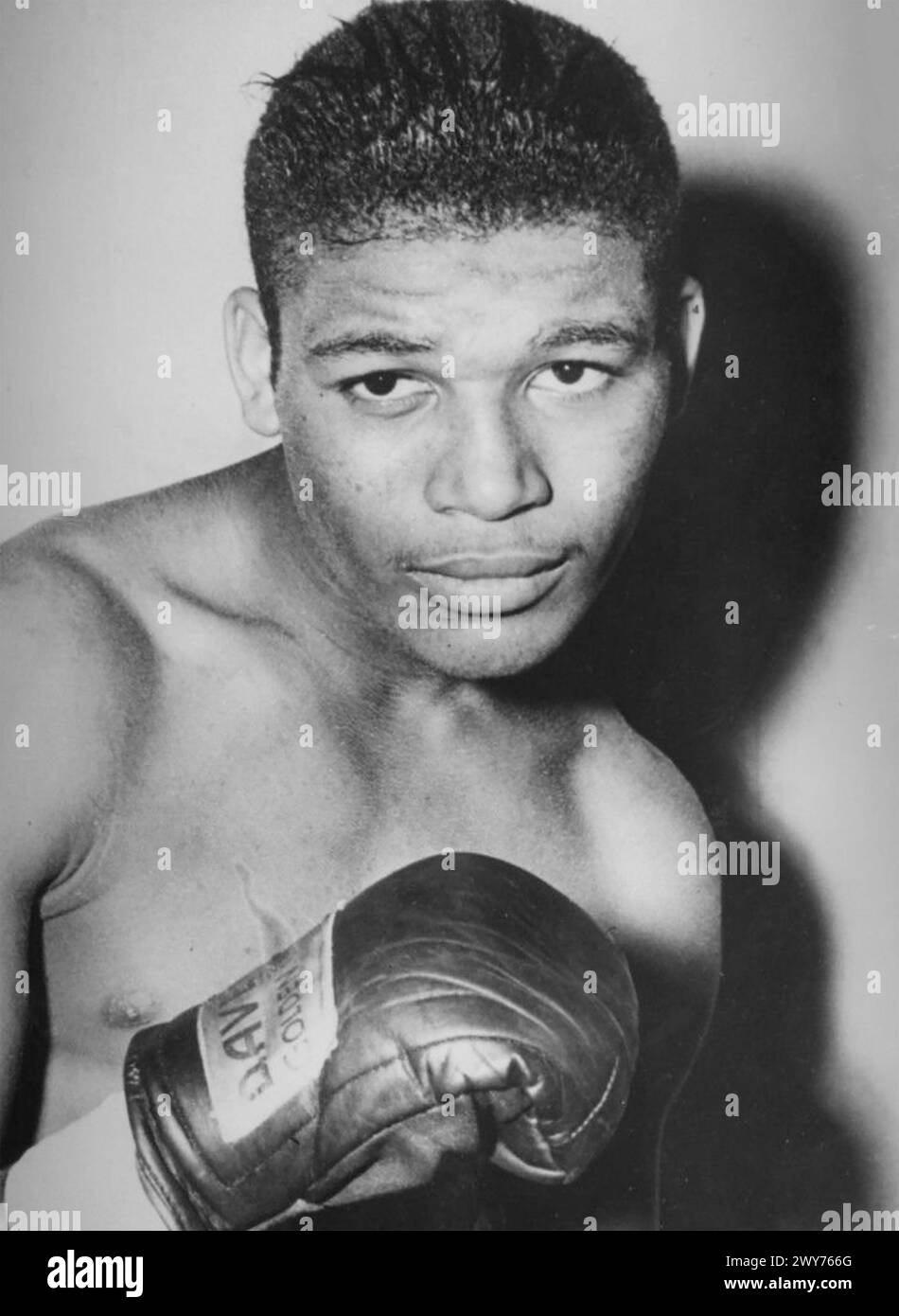 SUGAR RAY ROBINSON (1921–1989) US-amerikanischer Boxer 1947 als Weltergewicht-Champion Stockfoto