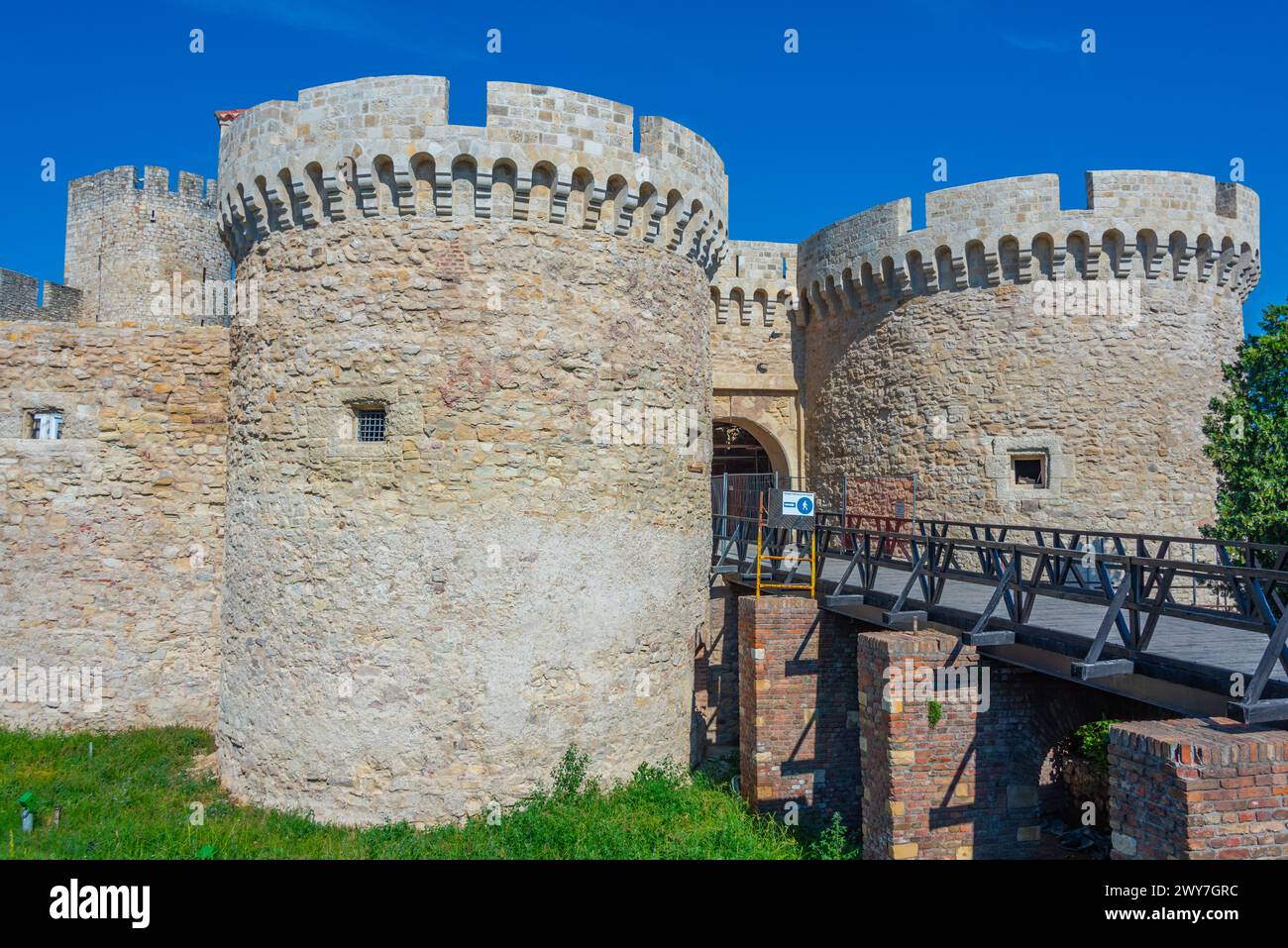 Barockes Tor, das zur Festung Kalemegdan in Belgrad führt Stockfoto