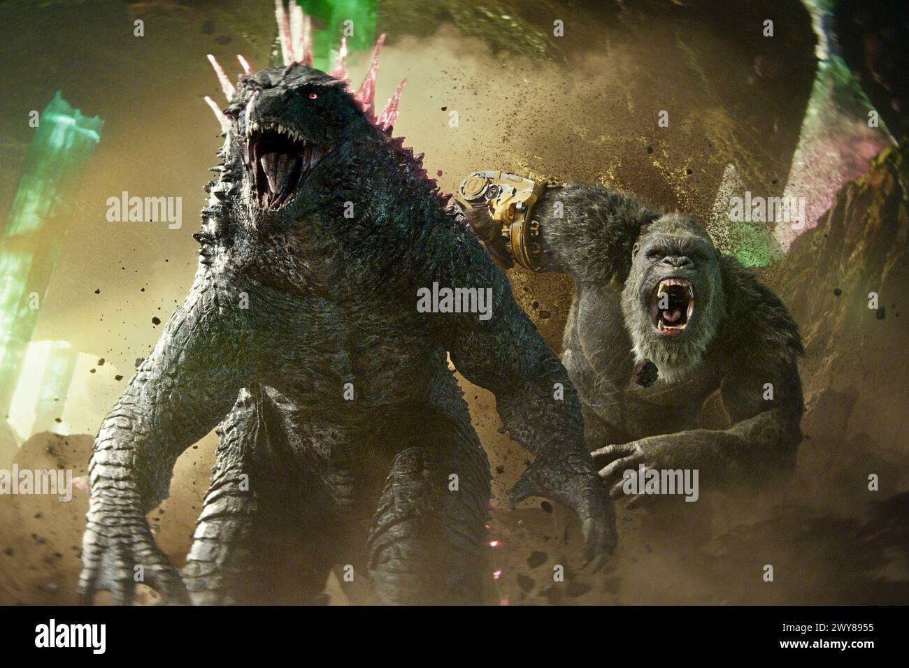 Godzilla x Kong: The New Empire (2024) unter der Regie von Adam Wingard mit Rebecca Hall, Brian Tyree Henry und Dan Stevens. Zwei alte Titanen, Godzilla und Kong, treffen in einem epischen Kampf aufeinander, während die Menschen ihre ineinander verflochtenen Ursprünge und ihre Verbindung zu den Geheimnissen von Skull Island aufdecken. Publizität noch.***NUR REDAKTIONELLE VERWENDUNG*** Credit: BFA / Warner Bros Stockfoto