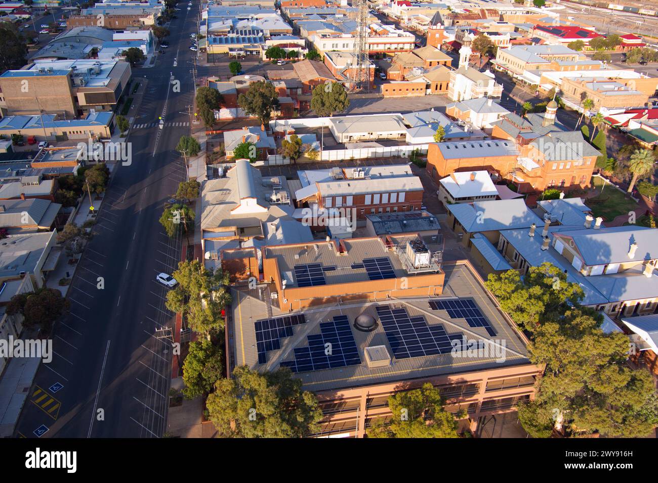 Luftlinie der Blende Street im CBD von Broken Hill, New South Wales, Australien Stockfoto