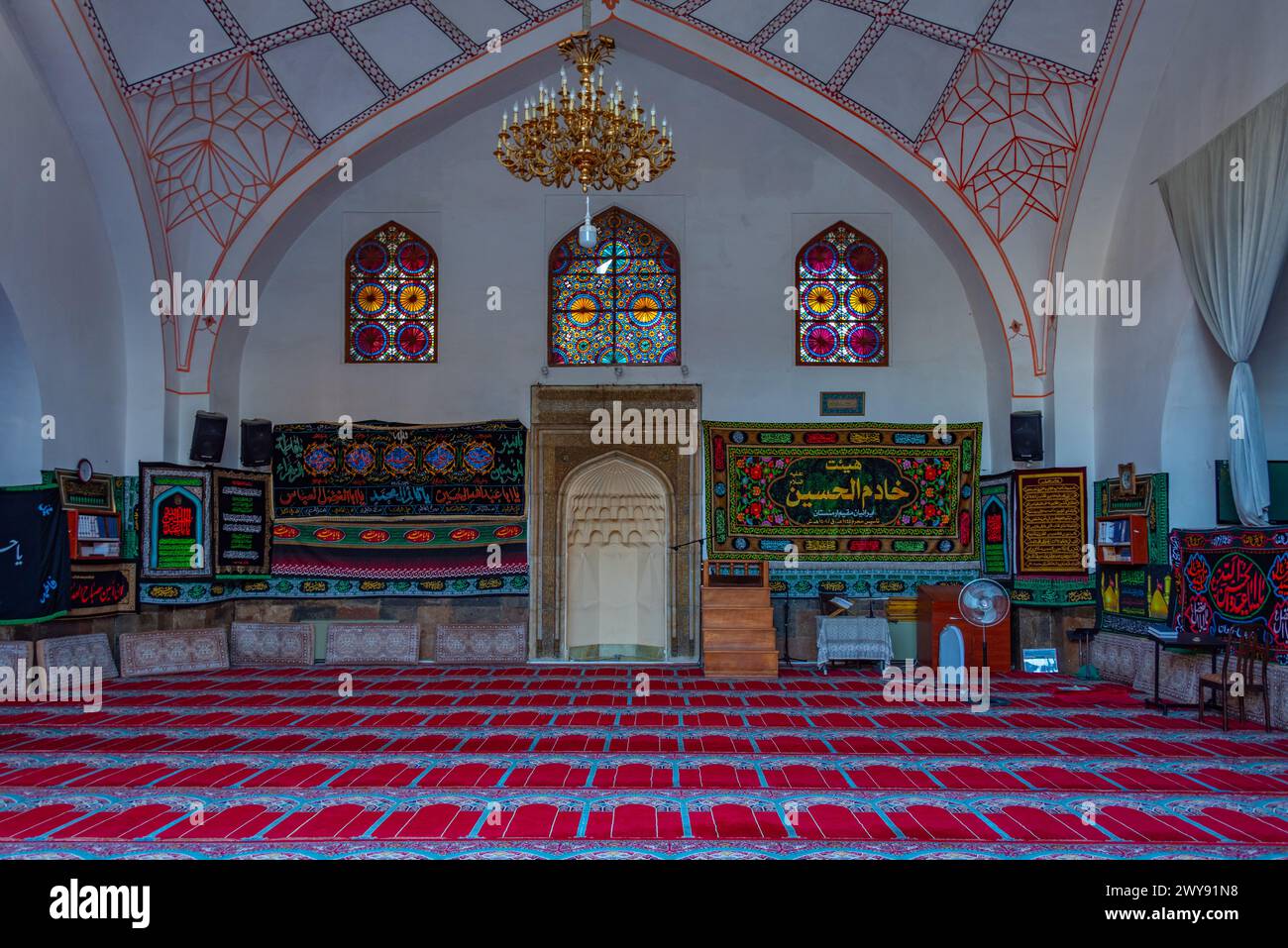 Jerewan, Armenien, 4. September 2023: Innere der Blauen Moschee in der armenischen Hauptstadt Jerewan Stockfoto
