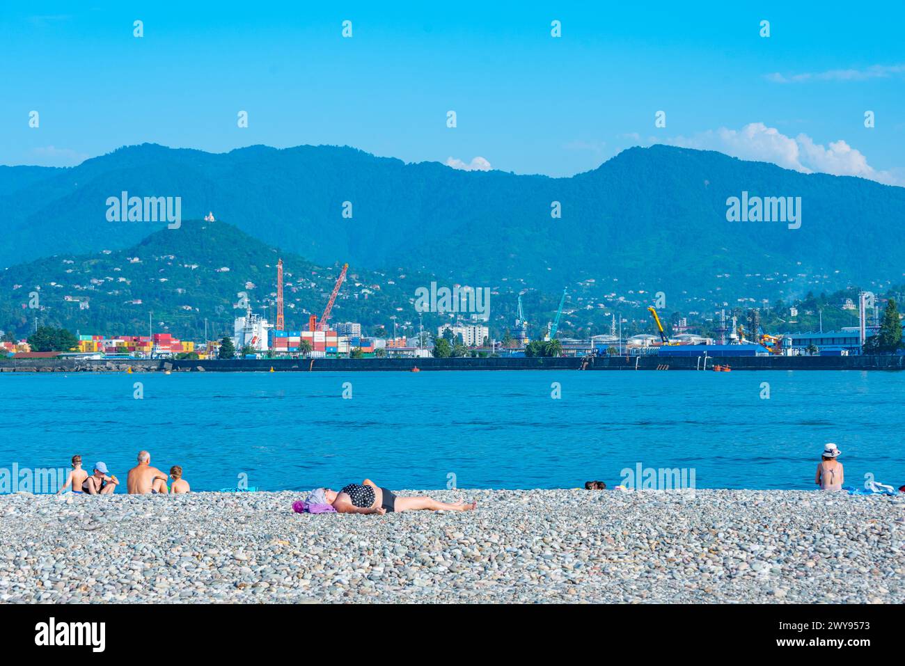 Batumi, Georgia, 31. August 2023: Sommertag an einem Strand in Batumi, Georgia Stockfoto