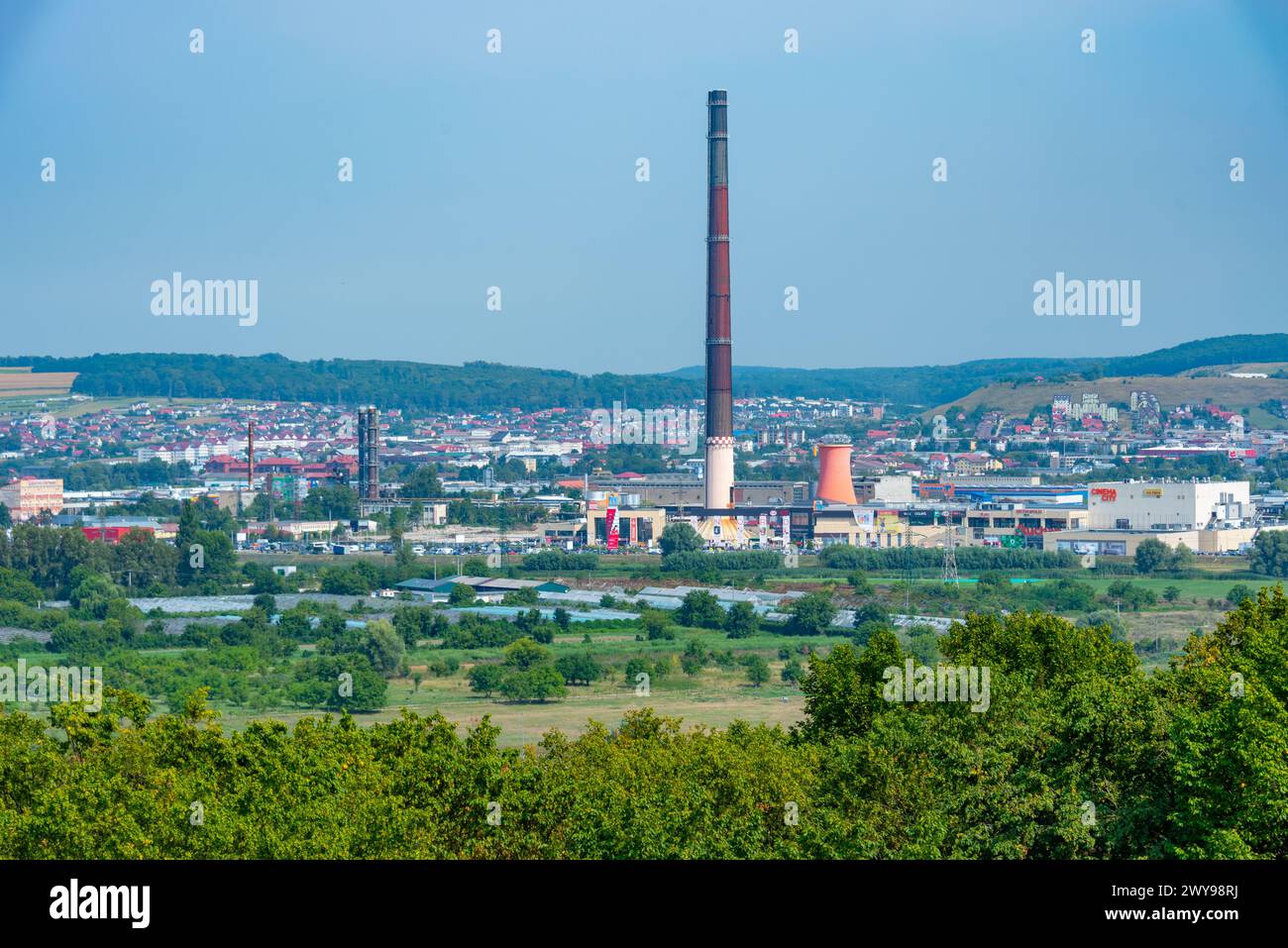 Suceava, Rumänien, 17. August 2023: Einkaufszentrum in Suceava, Rumänien Stockfoto