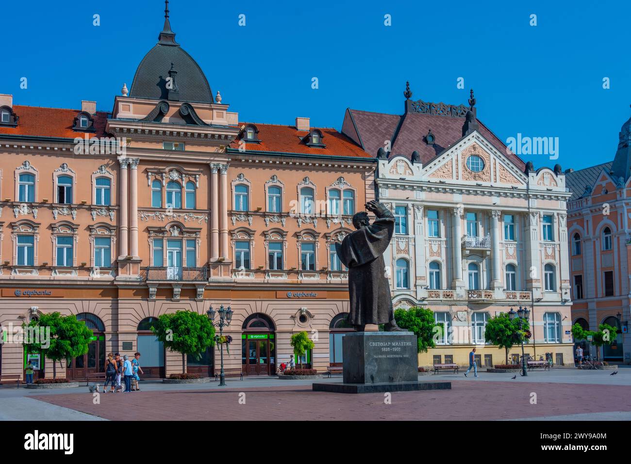 Novi Sad, Serbien, 24. Juli 2023: TRG Slobode Platz im Zentrum der serbischen Stadt Novi Sad Stockfoto